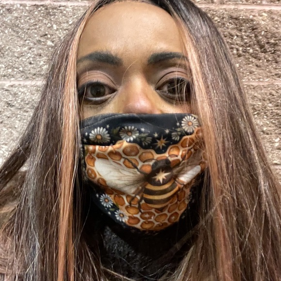 Meet your Posher, Mel - Picture 3 of 3